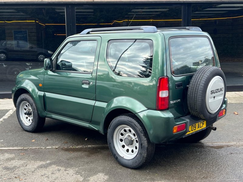SUZUKI JIMNY