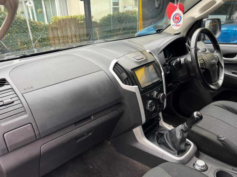 ISUZU D-MAX