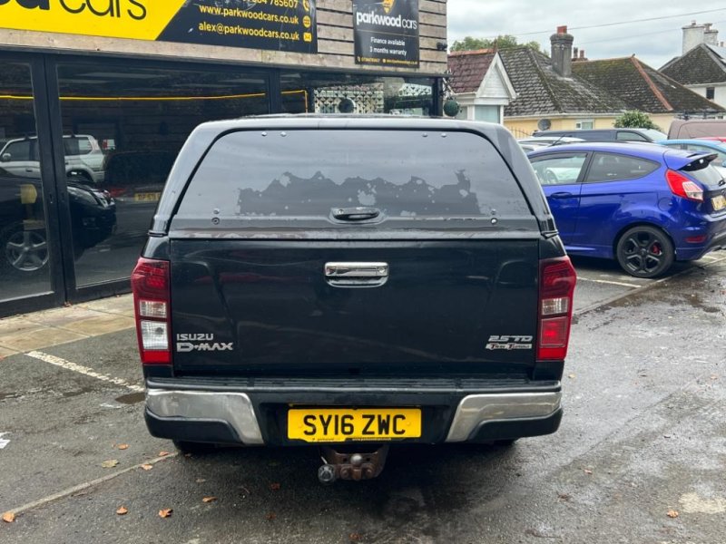 ISUZU D-MAX