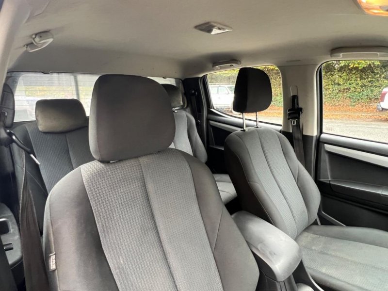 ISUZU D-MAX