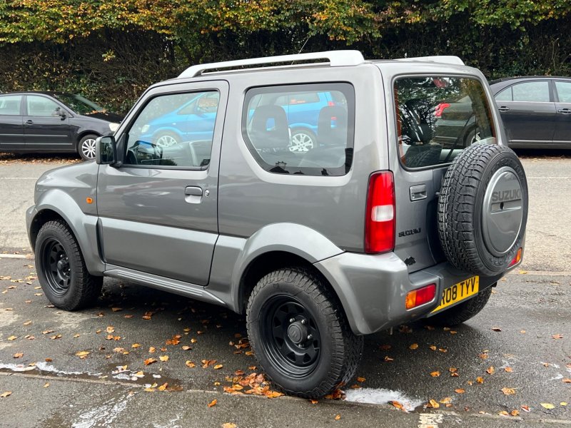 SUZUKI JIMNY