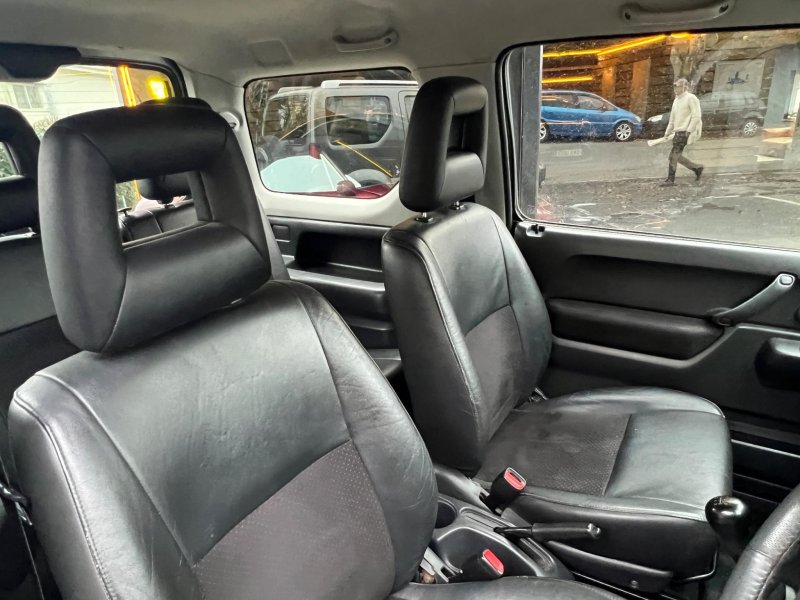 SUZUKI JIMNY