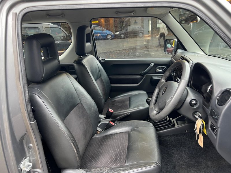 SUZUKI JIMNY