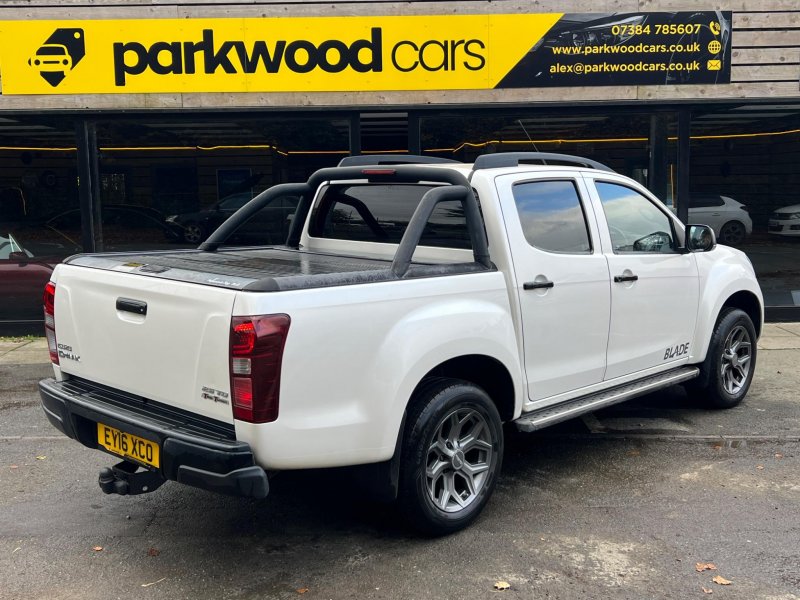 ISUZU D-MAX