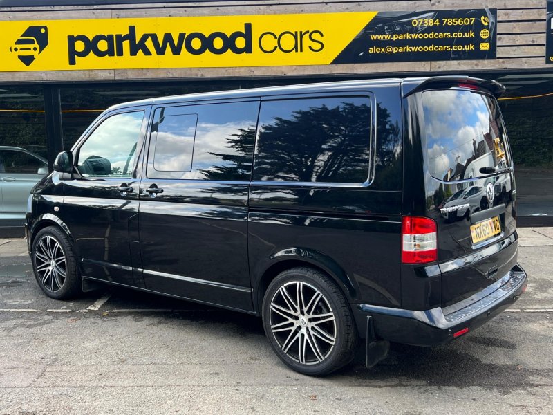 View VOLKSWAGEN TRANSPORTER 2.0 BiTDI T32 Kombi DSG L1 H1 4dr