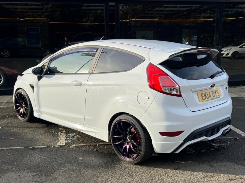 View FORD FIESTA 1.6T EcoBoost ST-2 Euro 5 3dr