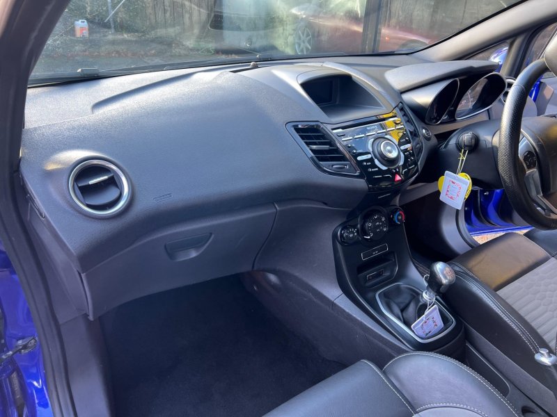 FORD FIESTA