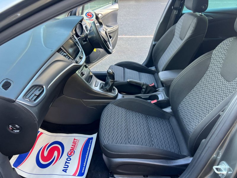 VAUXHALL ASTRA