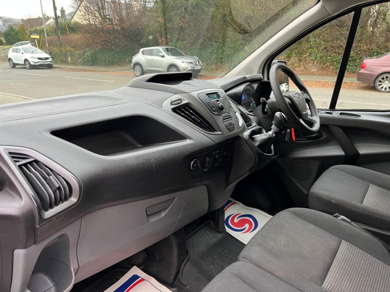 FORD TRANSIT CUSTOM