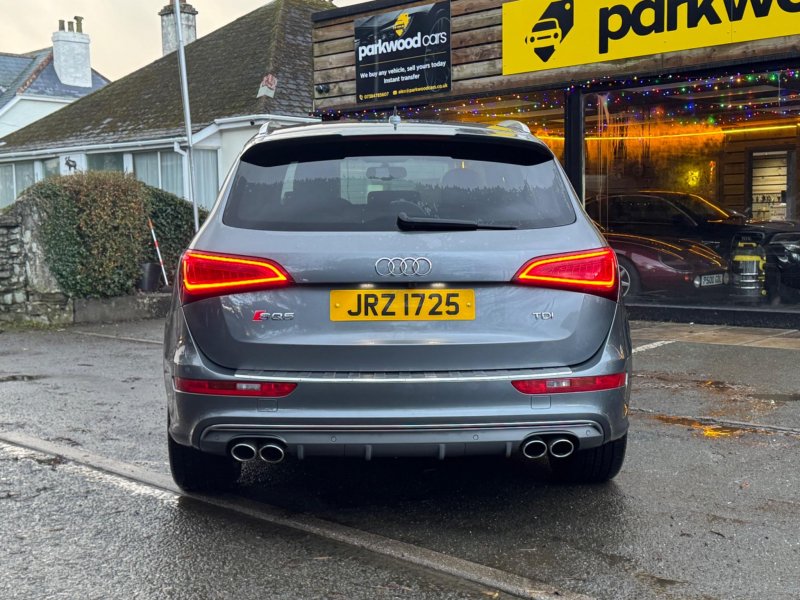 AUDI SQ5