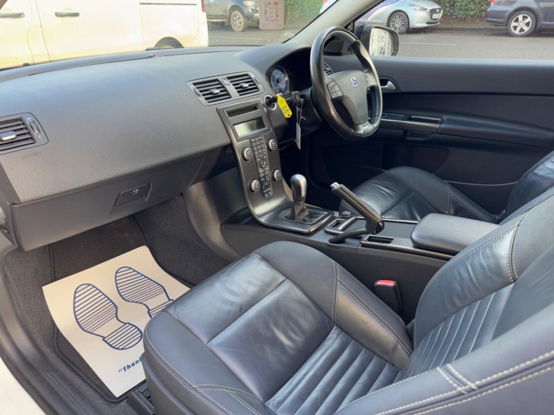 VOLVO C30