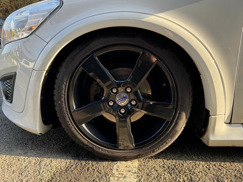 VOLVO C30