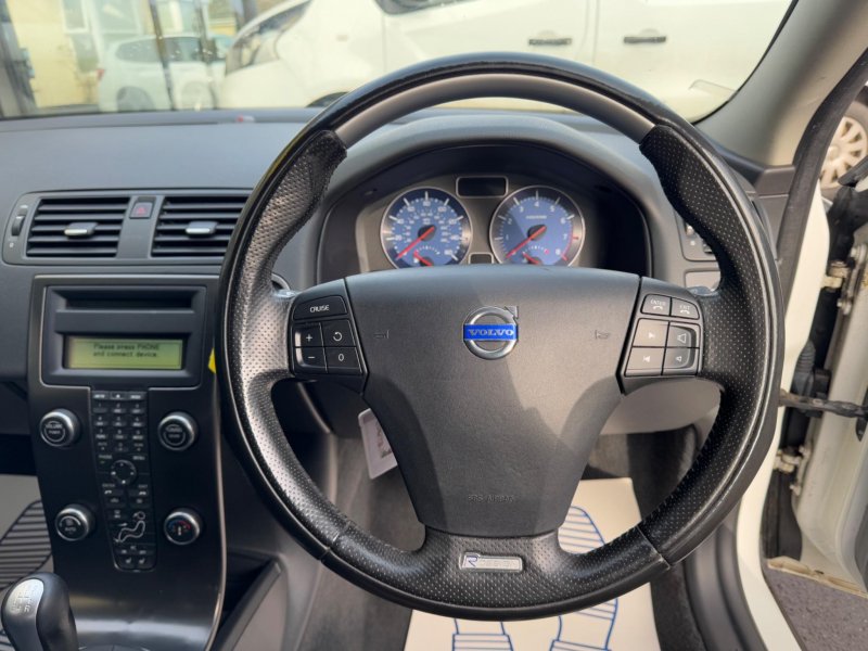VOLVO C30