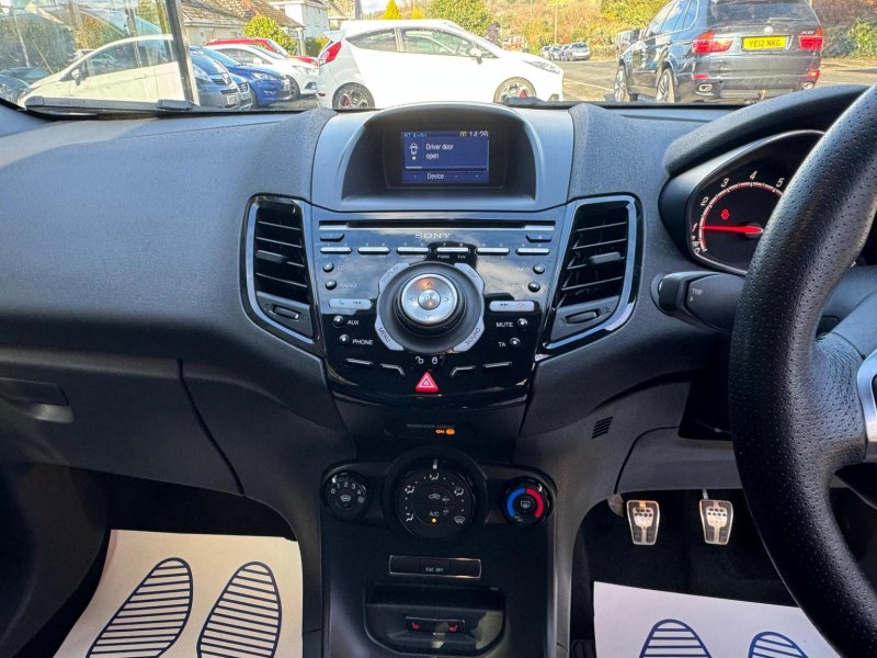 FORD FIESTA