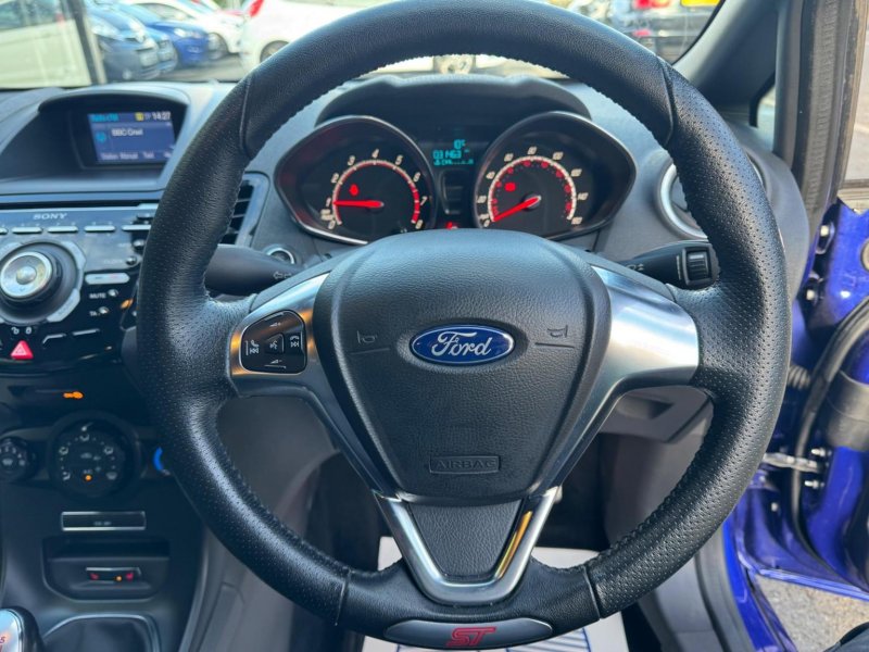 FORD FIESTA