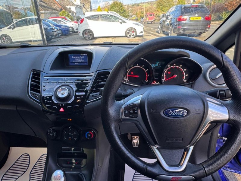FORD FIESTA