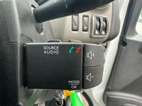 NISSAN NV300