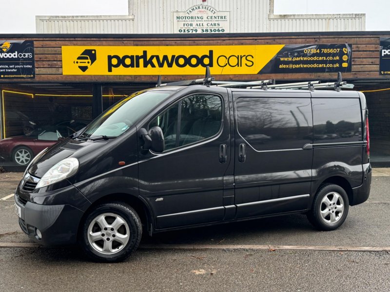 View VAUXHALL VIVARO 2.0 CDTi Sportive FWD L1 4dr