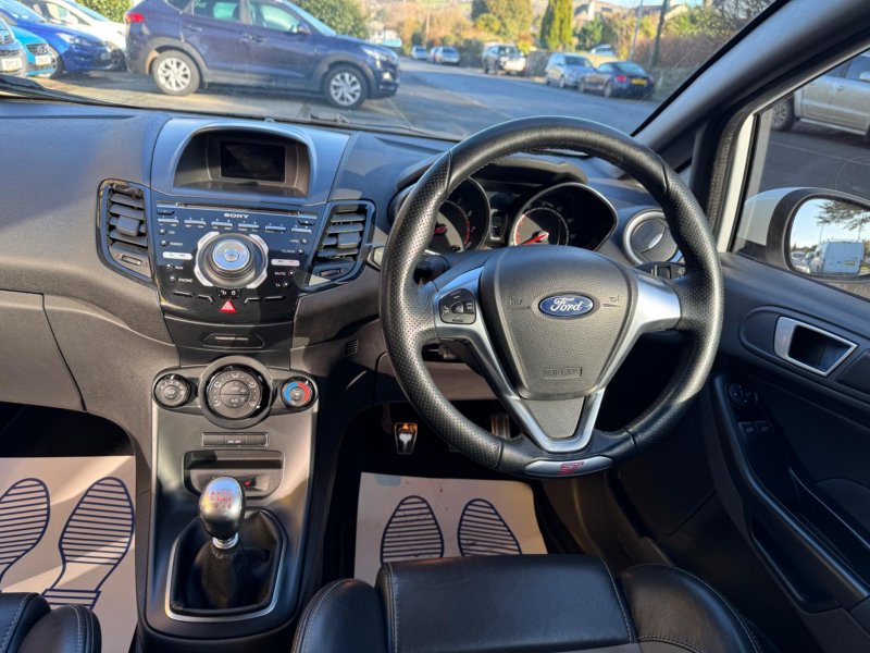 FORD FIESTA