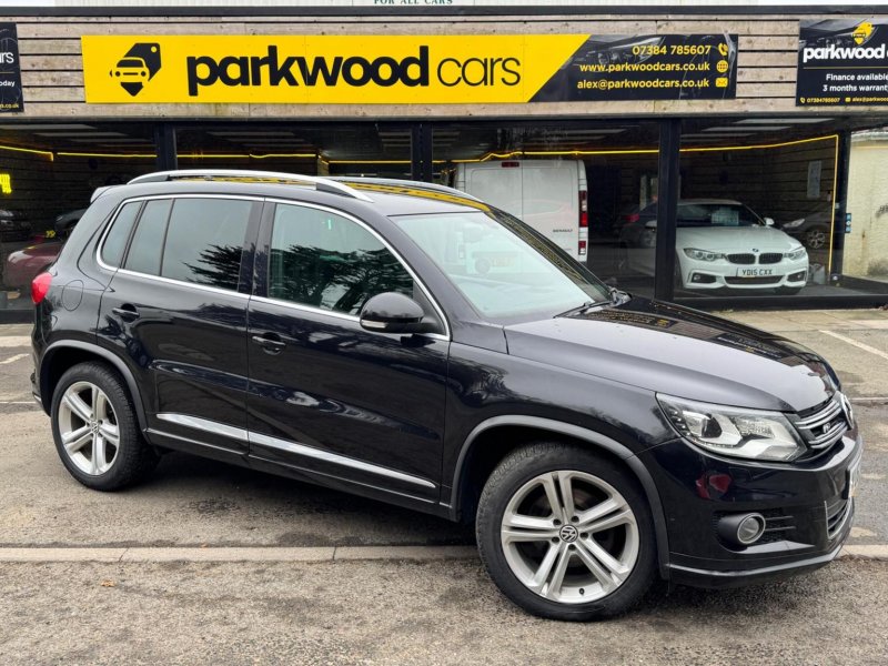 View VOLKSWAGEN TIGUAN 2.0 TDI BlueMotion Tech R-Line DSG 4WD Euro 5 (s/s) 5dr