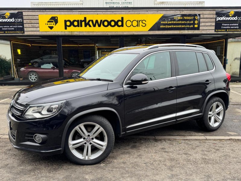 View VOLKSWAGEN TIGUAN 2.0 TDI BlueMotion Tech R-Line DSG 4WD Euro 5 (s/s) 5dr