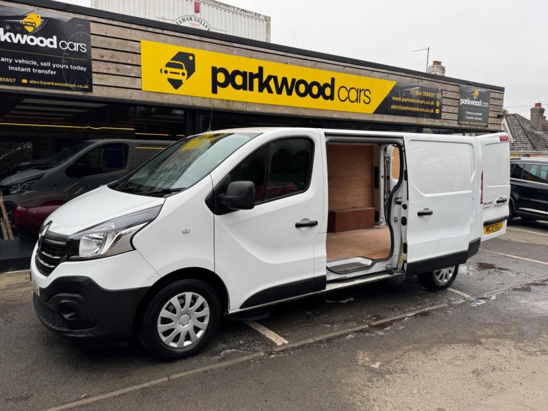 RENAULT TRAFIC