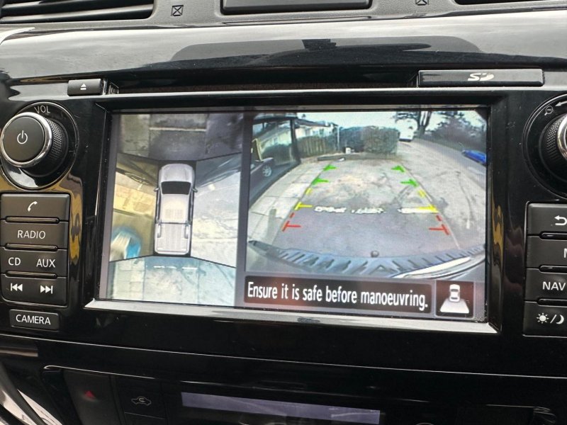 NISSAN NAVARA