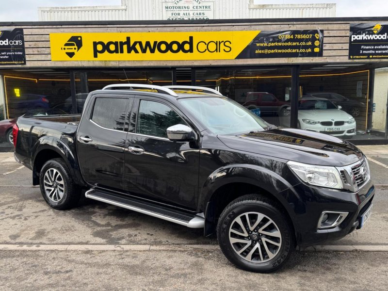 View NISSAN NAVARA 2.3 dCi Tekna Auto 4WD Euro 6 4dr