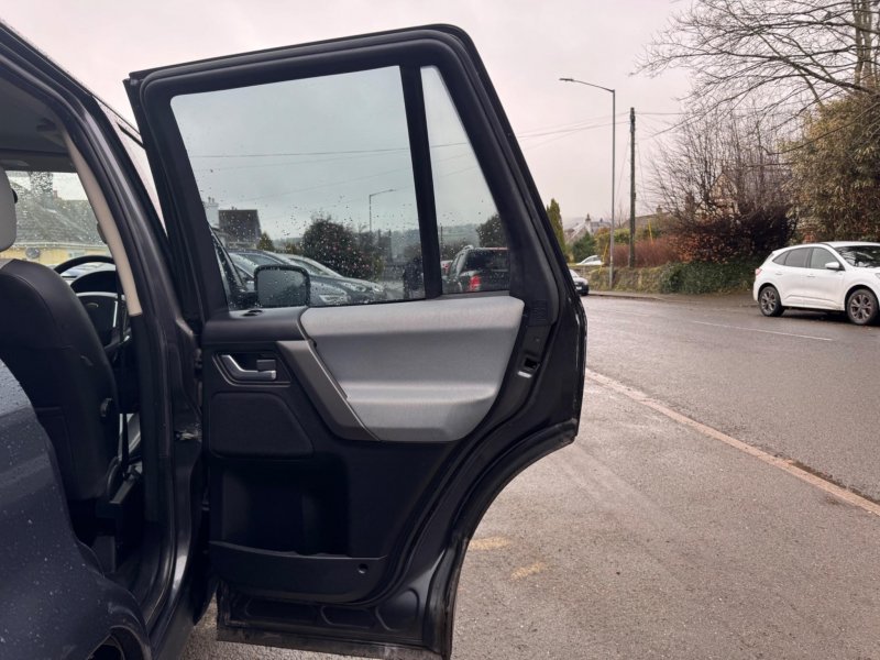 LAND ROVER FREELANDER 2
