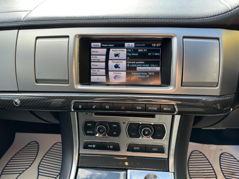 JAGUAR XF