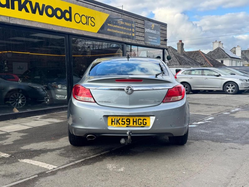 VAUXHALL INSIGNIA