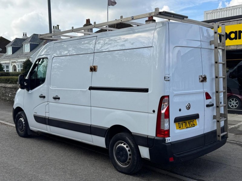 VAUXHALL MOVANO