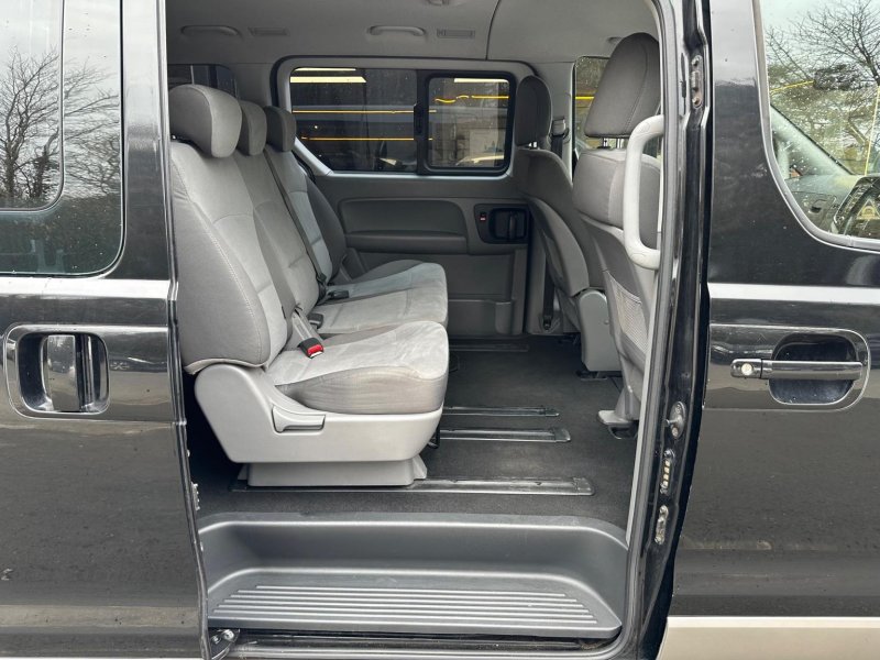 HYUNDAI I800