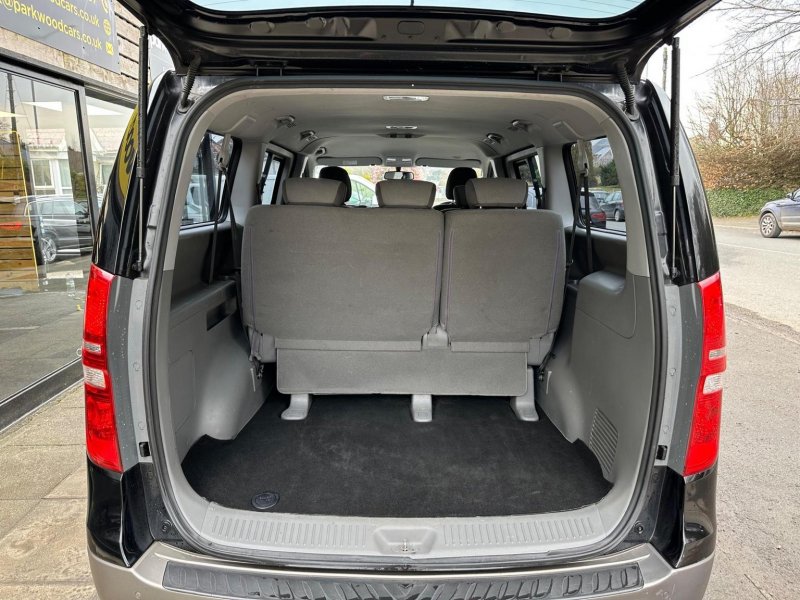 HYUNDAI I800