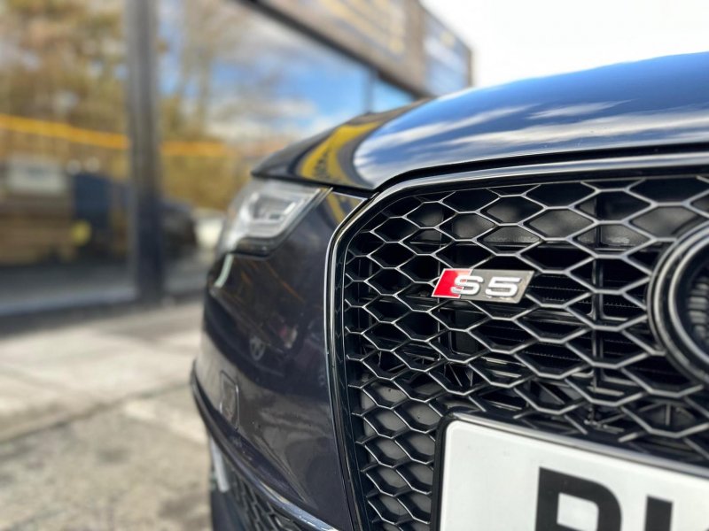 AUDI S5