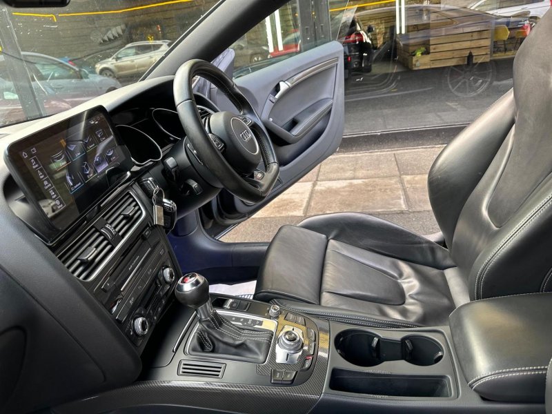 AUDI S5