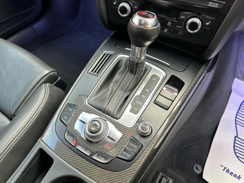 AUDI S5