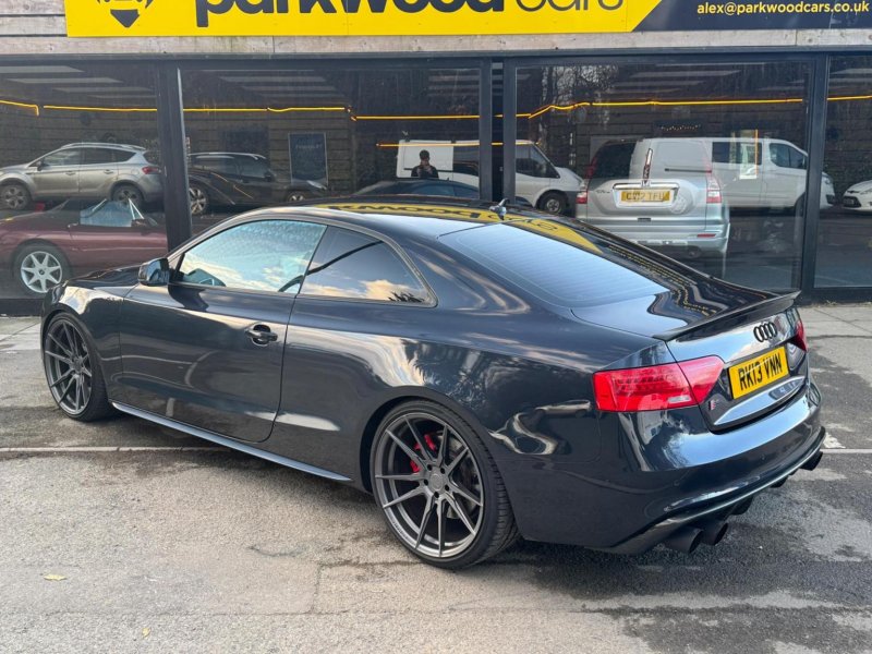 AUDI S5