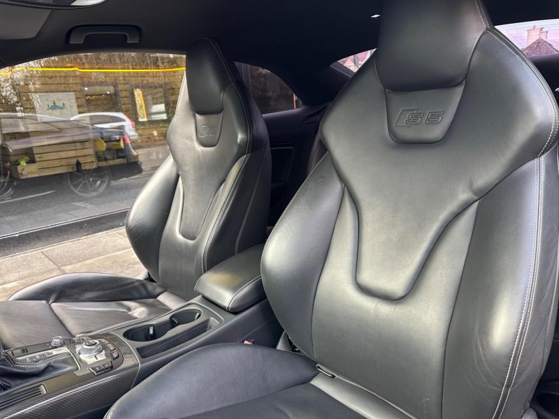 AUDI S5