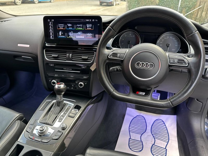 AUDI S5