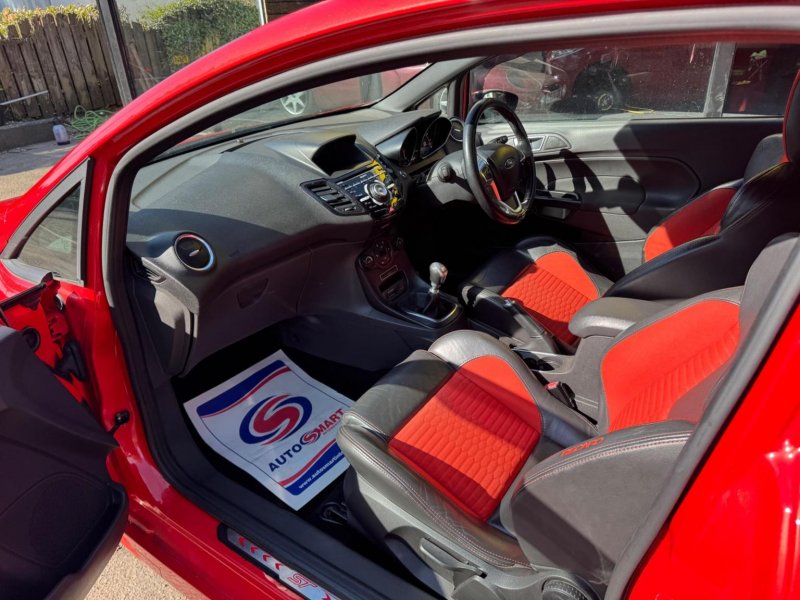 FORD FIESTA