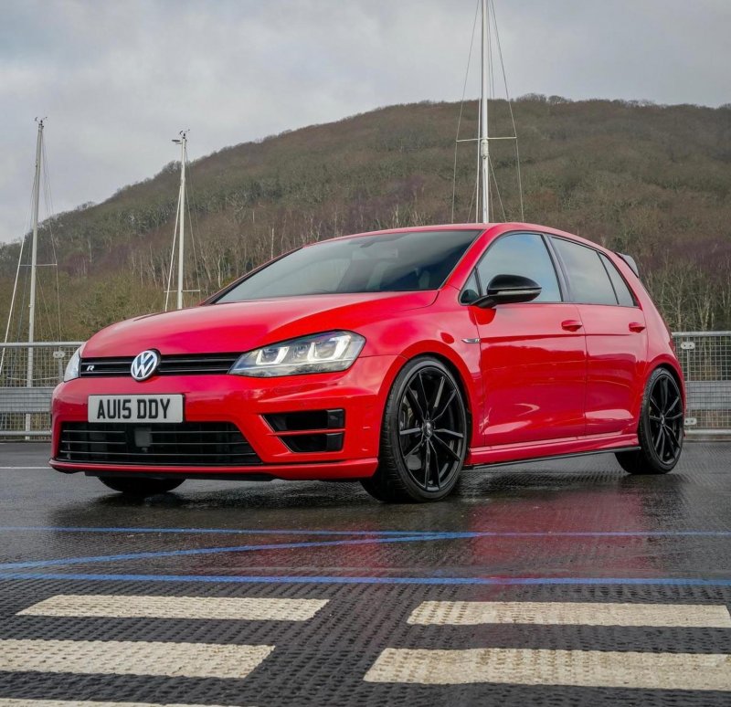 View VOLKSWAGEN GOLF 2.0 TSI BlueMotion Tech R 4Motion Euro 6 (s/s) 5dr