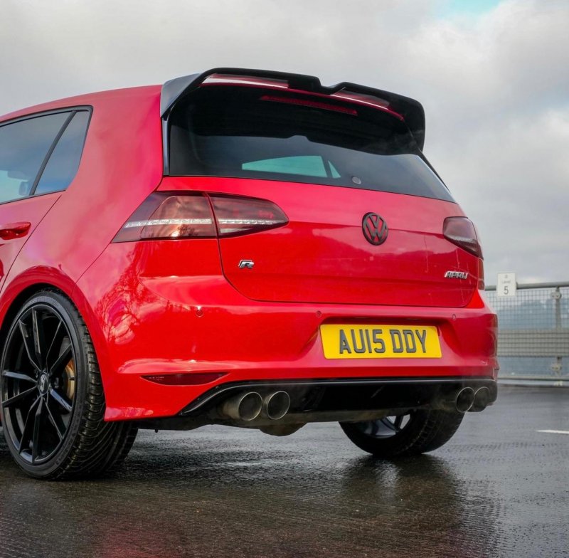 View VOLKSWAGEN GOLF 2.0 TSI BlueMotion Tech R 4Motion Euro 6 (s/s) 5dr