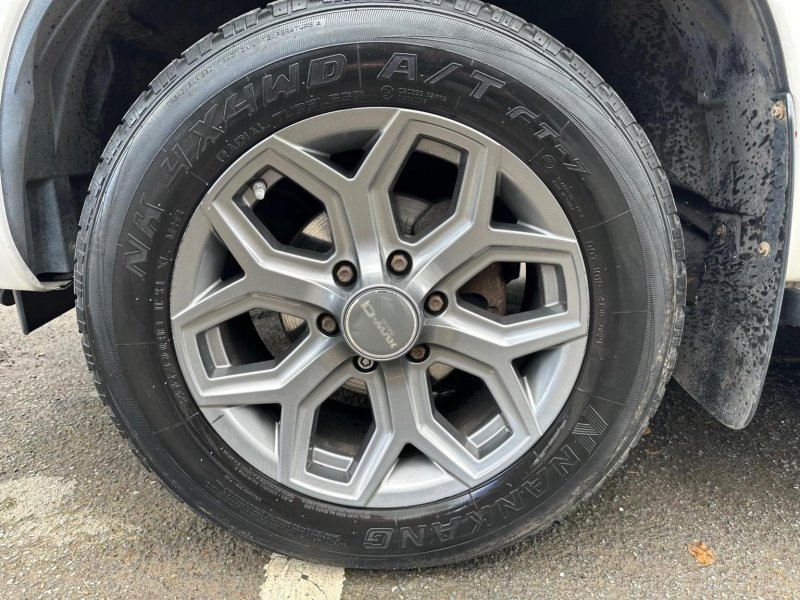 ISUZU D-MAX