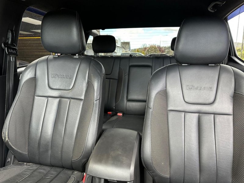 ISUZU D-MAX