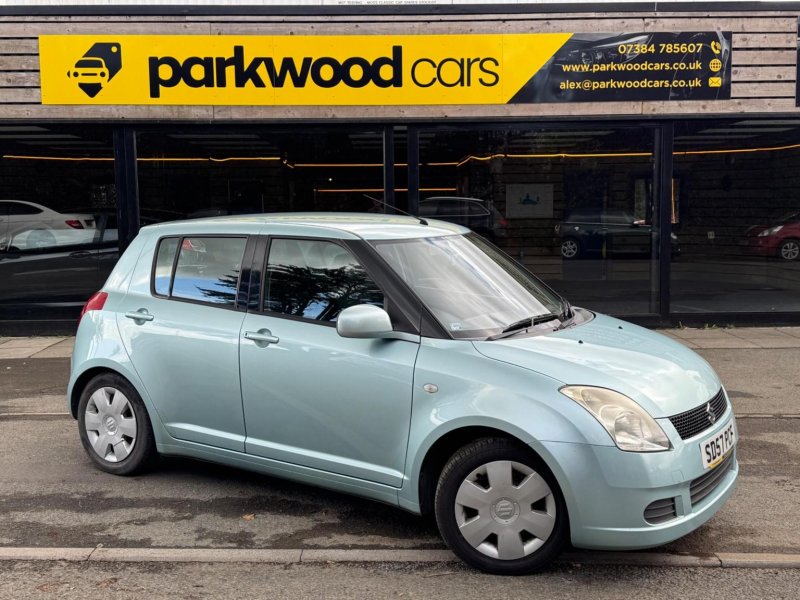 View SUZUKI SWIFT 1.3 GL 5dr