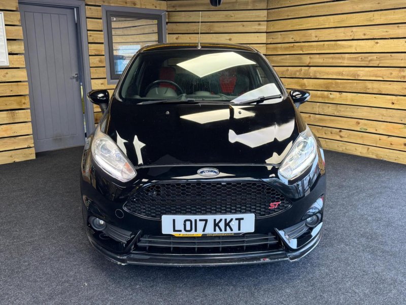 View FORD FIESTA 1.6T EcoBoost ST-2 Euro 6 3dr