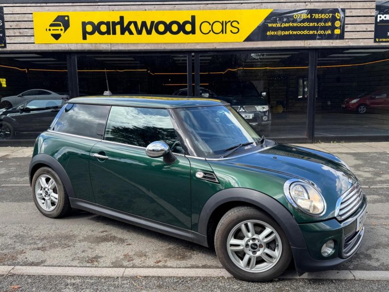 MINI HATCH