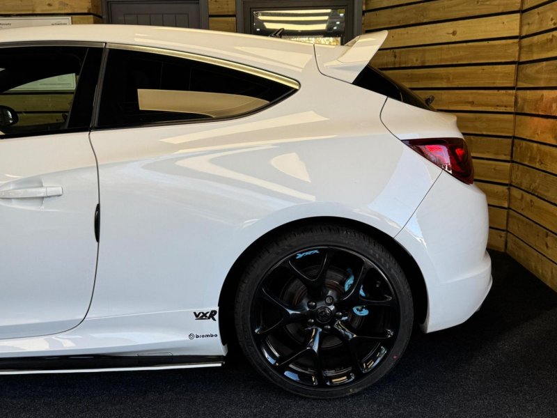 VAUXHALL ASTRA GTC