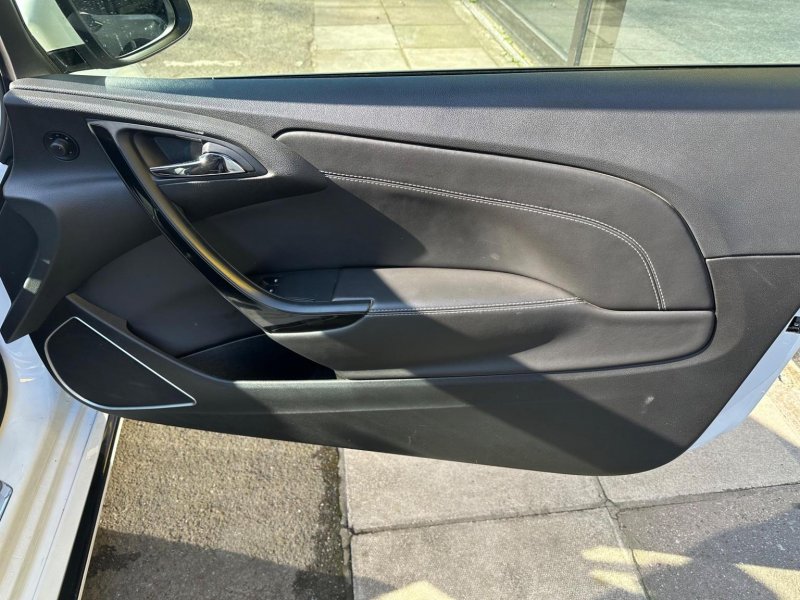VAUXHALL ASTRA GTC